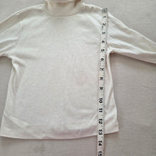Load image into Gallery viewer, Vintage Cream Turtleneck Long Sleeve 3t
