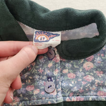 Load image into Gallery viewer, Vintage Faded Floral Sweater Shirt 2t
