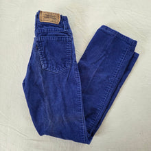 Load image into Gallery viewer, Vintage Levi's Navy Blue Cord Pants kids 10
