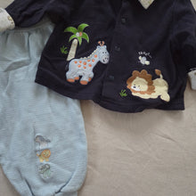 Load image into Gallery viewer, Vintage Safari Animals Bundle 6-9 months
