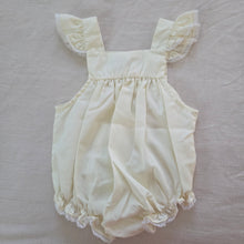 Load image into Gallery viewer, Vintage Petit Ami Duck + Bunny Smocked Bubble 3 months
