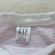 Load image into Gallery viewer, Vintage Gap Elephant Girly Tee 12-18 months
