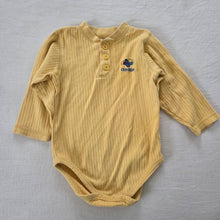 Load image into Gallery viewer, Vintage Oshkosh Plane Romper 24 months
