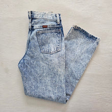 Load image into Gallery viewer, Vintage Acid Wash Jeans kids 12
