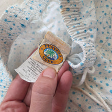 Load image into Gallery viewer, Vintage Circle/Stick Pattern Capri 4t
