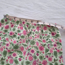Load image into Gallery viewer, Vintage Floral Leafy Pants 3t
