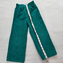 Load image into Gallery viewer, Vintage 80s Green Cord Pants 4t
