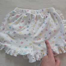 Load image into Gallery viewer, Vintage Colorful Heart Shorts kids 6
