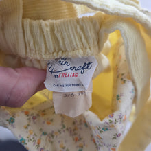 Load image into Gallery viewer, Vintage Duck Yellow Footed Romper 3-6 months
