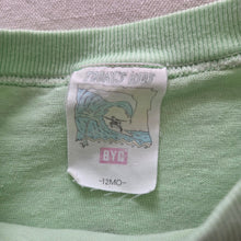 Load image into Gallery viewer, 90s Vintage 101 Dalmations Boxy Top 12 months
