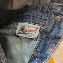 Load image into Gallery viewer, 70s Wrangler Flared Jeans 2t
