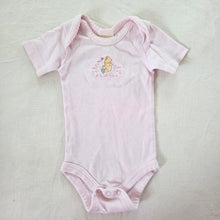 Load image into Gallery viewer, Y2k Vintage Classic Pooh Romper 3-6 months

