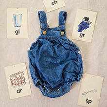 Load image into Gallery viewer, 90s Vintage Guess Denim Bubble 6 months
