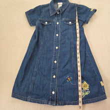 Load image into Gallery viewer, 90s/Y2k Vintage Denim Flower Dress kids 6
