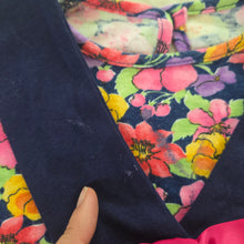 Load image into Gallery viewer, 90s Vintage Floral Shirt 12 months
