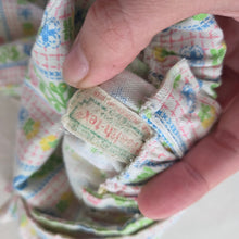 Load image into Gallery viewer, 70s Vintage Healthtex Floral Overalls 12-18 months
