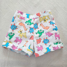 Load image into Gallery viewer, 70s/80s Vintage Animals Shorts 4t
