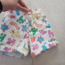 Load image into Gallery viewer, 70s/80s Vintage Animals Shorts 4t
