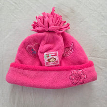 Load image into Gallery viewer, Y2k Vintage Strawberry Shortcake Hat 4-6 yrs
