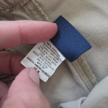Load image into Gallery viewer, Vintage Cotton Khaki Shorts kids 8/10
