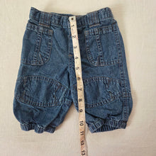 Load image into Gallery viewer, Y2k Baby Jogger Jeans 0-3 months
