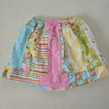 Load image into Gallery viewer, Handmade Patchwork Skirt kids 8/9
