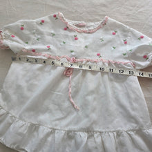 Load image into Gallery viewer, Vintage Floral Embroidered Top 3t/4t
