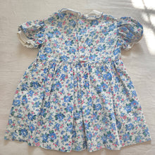 Load image into Gallery viewer, Vintage 60s Gorgeous Floral Dress 2t
