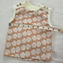 Load image into Gallery viewer, Vintage Snail Tank Top 6-9 months
