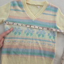 Load image into Gallery viewer, Vintage Pastel Cream Knit Sweater 5t
