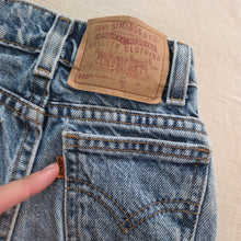 Load image into Gallery viewer, Vintage Levi's 550 Fit Jeans Orange Tab 2t/3t
