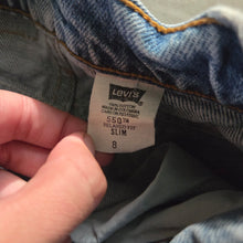 Load image into Gallery viewer, Vintage Levi's 550 Fit Jeans kids 8
