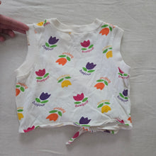 Load image into Gallery viewer, Vintage Floral Cropped Top 3t
