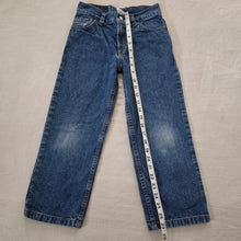 Load image into Gallery viewer, Vintage Levi's 550 Fit Jeans kids 7
