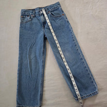 Load image into Gallery viewer, Y2k Levi's 550 Fit Jeans 5t
