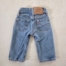 Load image into Gallery viewer, Vintage Levi's 501 Buttonfly Jeans 6-9 months
