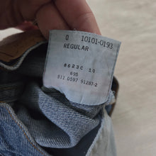 Load image into Gallery viewer, Vintage Levi's 501 Buttonfly Jeans 6-9 months

