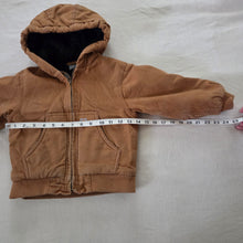 Load image into Gallery viewer, Older Carhartt Brown Jacket 3t
