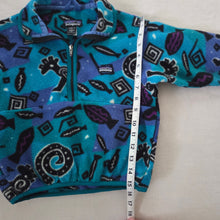 Load image into Gallery viewer, Vintage Patagonia Cool Pattern Sweater 4t
