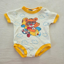 Load image into Gallery viewer, Vintage Bear Airplane Romper 3-6 months
