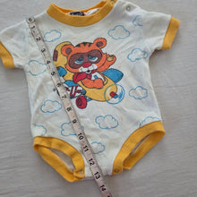 Load image into Gallery viewer, Vintage Bear Airplane Romper 3-6 months
