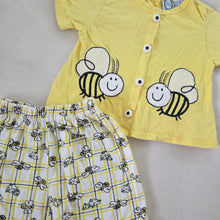Load image into Gallery viewer, Vintage Bee Yellow Matching Set 12 months
