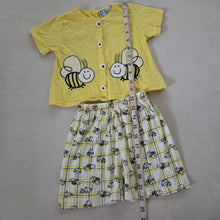 Load image into Gallery viewer, Vintage Bee Yellow Matching Set 12 months
