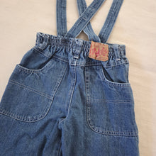 Load image into Gallery viewer, Vintage Suspender Jogger Jeans 5t
