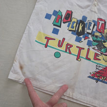 Load image into Gallery viewer, Vintage Healthtex Skating Turtle Shirt kids 8
