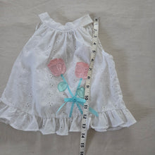 Load image into Gallery viewer, Vintage Eyelet Flower Swing Top 24 months
