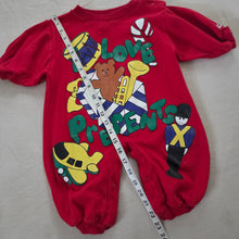Load image into Gallery viewer, Vintage "I Love Presents" Cotton Bodysuit 9-12 months
