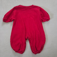 Load image into Gallery viewer, Vintage "I Love Presents" Cotton Bodysuit 9-12 months
