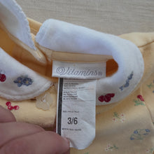 Load image into Gallery viewer, Vintage 2-Piece Cherry Floral Cotton Set 3-6 months
