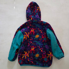 Load image into Gallery viewer, Vintage Molehill Reptile Sweater 4t/5t
